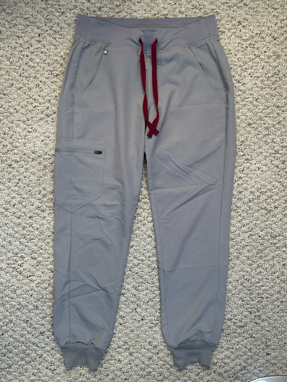 FIGS scrub pants in XS in Grey PO#1367
Like new